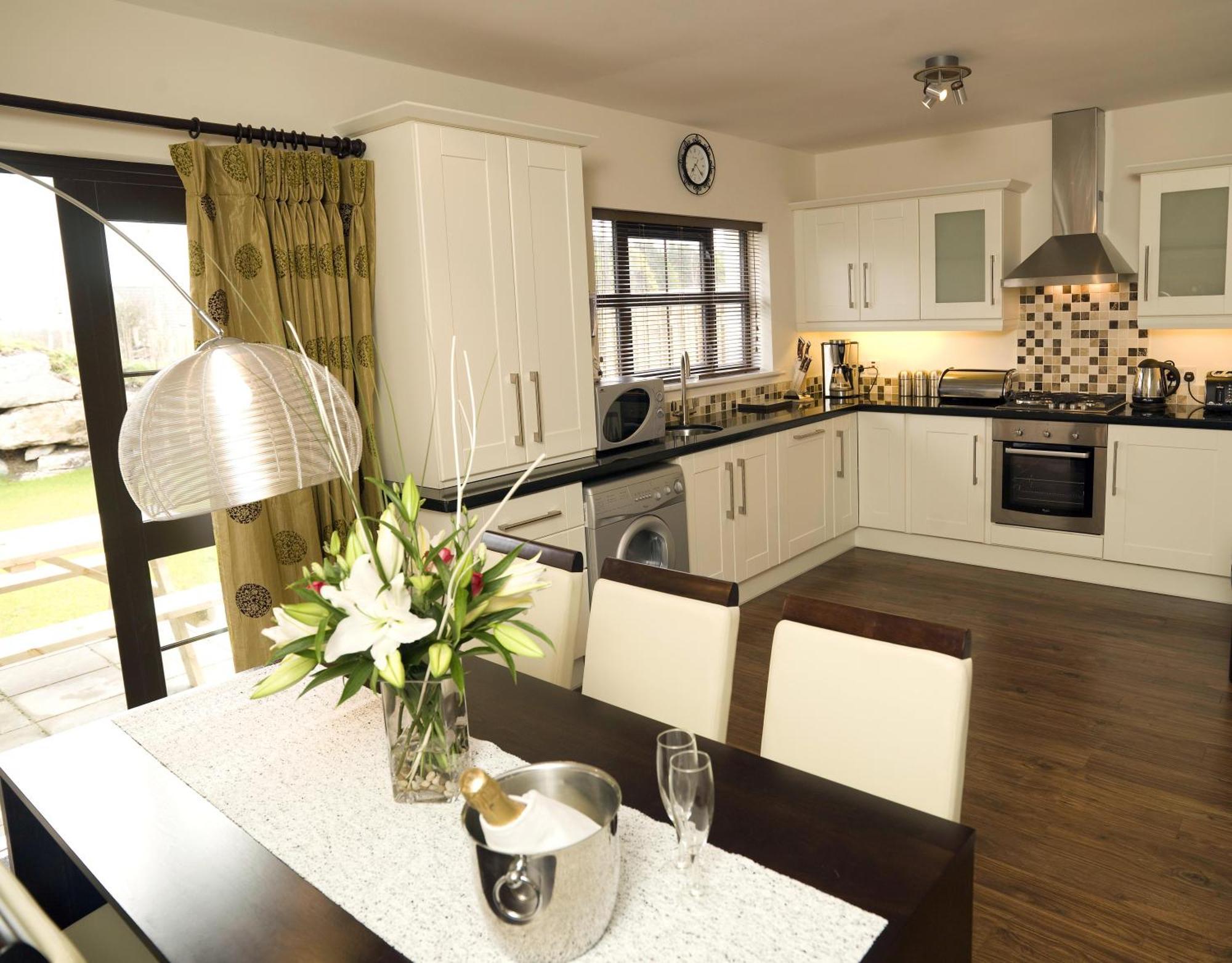The Kenmare Bay Hotel & Luxury Lodges Resort Exteriör bild